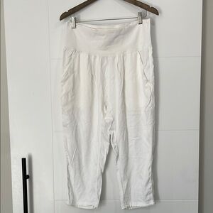 Lululemon OM pant. white loose and flowy crops.